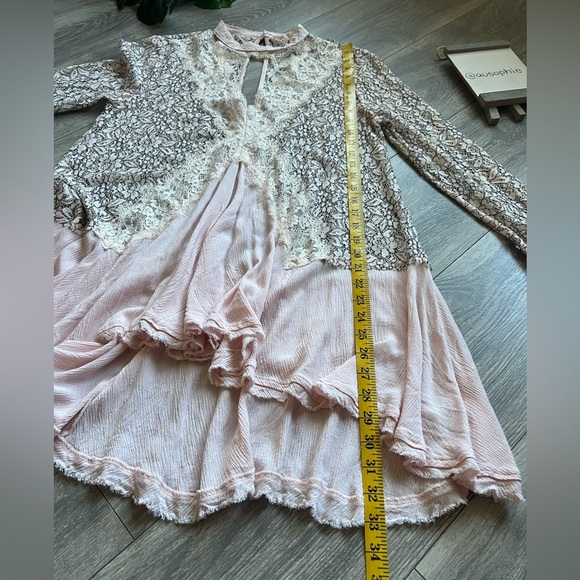 Free People Tell Tale Keyhole Gauzy Eyelash Lace Trapeze Dress in Pearl L - Picture 16 of 16